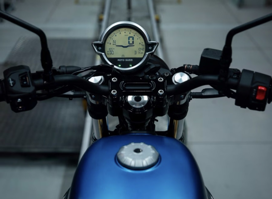 MG V7 Tab Tecnologia 900X675 Copy